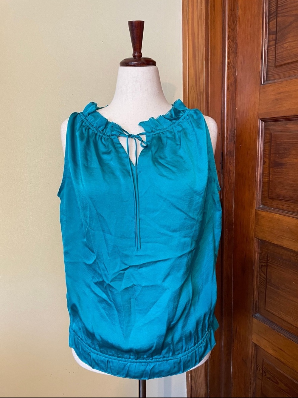 Violet & Claire Teal Ruffle-Tie Sleeveless Blouse